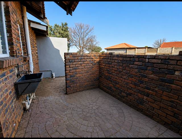 4 BEDROOM HOUSE FOR SALE IN WALDRIFT